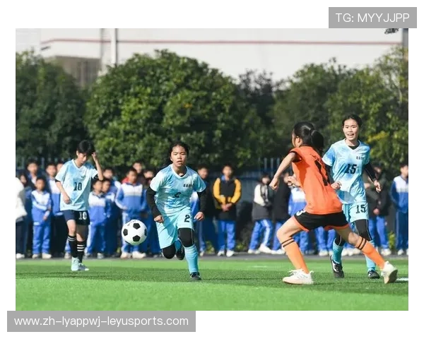 足球比赛中的防守阵型与个人对抗技术